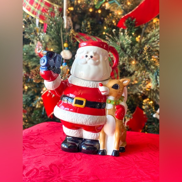 Lenox Rudolph the Red-Nosed Reindeer Teapot - Picture 1 of 4